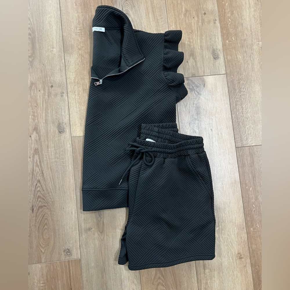 Double Take Black Textured Travel Lounge Outfit Set Top and Shorts Large - Picture 5 of 8